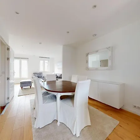 Magnysolar Proche Disneyland Paris * マニー＝ル＝オングル